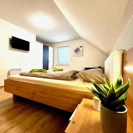 Leni Bettwaesche Handtuecher Inkl *